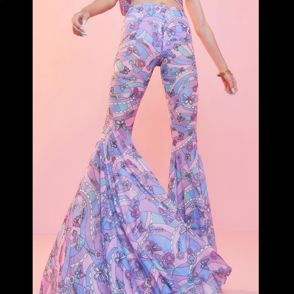 Blooming with love mesh flares from dollskill